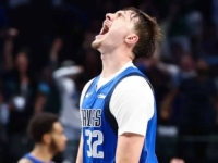 ČUDESAN KOŠARKAŠ: 'Novi Dončić' srušio Lakerse (VIDEO)