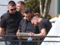 'ISPLAČEM SE I IZVIČEM NA SAV GLAS': Emotivna ispovijest Darka Lazića o smrti brata, posvetio mu pjesmu (VIDEO)