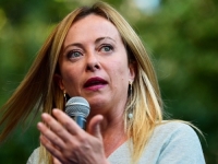 MELONI USTALA U ODBRANU PAPE: 'To je neprihvatljivo!'