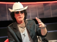 MAJSTOR ROCK 'N' ROLLA: Milić Vukašinović otkrio kroz šta prolazi nakon amputacije noge, te ko mu je najveća podrška