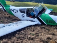 NEVJEROVATNA DRAMA NA NEBU IZNAD BiH: Privatni avion iz Slovačke sletio na oranicu na Vlašiću, dvojica putnika povrijeđena...