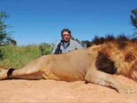 SUROV KRAJ BOGATAŠA: Lovio antilope, a onda nabasao na slonice. Nije mu bilo spasa... (FOTO, VIDEO)