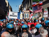 DRAMATIČNO U ITALIJI: Grupa Jevreja izvrijeđana na velikom skupu povodom godišnjice oslobođenja od nacista, a onda se uključila policija i...