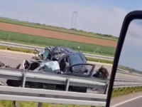 NOVI DETALJI STRAVIČNE NESREĆE: Broj žrtava porasao na četiri... (VIDEO)
