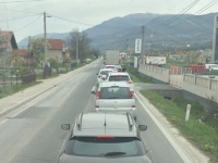 UŽAS U BiH: Automobil udario ženu i dijete, vozač pobjegao