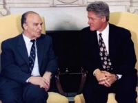 ANALIZA MIRNESA KOVAČA: Američko involviranje u Bosni i Hercegovini kao suprotstavljanje tezi o 'sukobu civilizacija'!