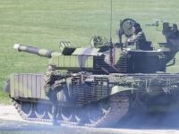 'DOBILI SMO VEĆU VATRENU MOĆ!': Vojska Srbije provodi intenzivnu obuku posada moderniziranog tenka M-84 (VIDEO)
