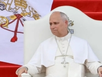 TRUMPU SE OVO NEĆE SVIDJETI: Papa ponovo pričao o ratu na Bliskom istoku