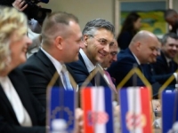 PLENKOVIĆ SE MIJEŠA U IZBORE U BiH: 'Puna potpora Filipović'