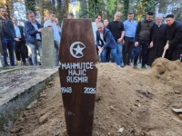 RODNI GRAD SE OPROSTIO OD AKADEMIKA: U Stocu klanjana dženaza i obavljen ukop Rusmiru Mahmutćehajiću (FOTO, VIDEO)