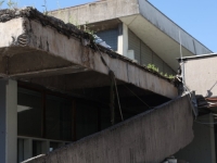 AVDIĆ UPOZORAVA: Centar Skenderija ima ozbiljne sigurnosne probleme, više nema prostora za čekanje; Pogledajte šta je zabilježio fotoreporter 'SB' (FOTO)