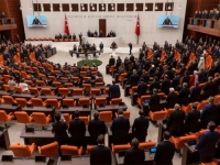 GOTOVO JE: Turski parlament sinoć izglasao zabranu korištenja....