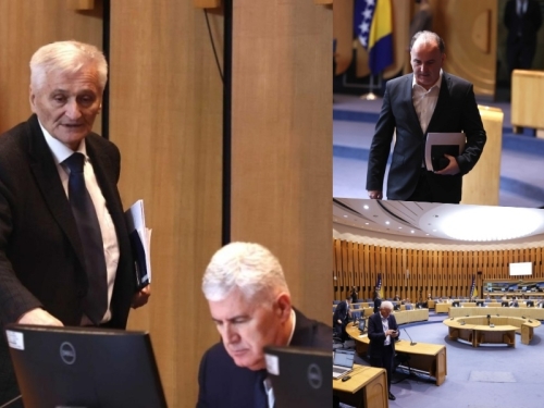 DŽENAN ĐONLAGIĆ, OTVORENO: Špirić i Čović svojim parama nisu platili račun za gorivo od kako je uvedena konvertibilna marka, a pazite koga je Trojka postavila na funkciju...