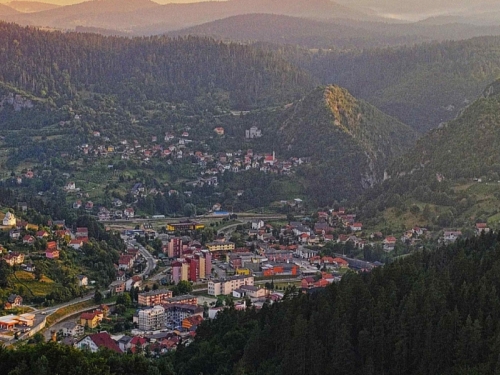APEL UPUĆEN GRAĐANIMA: U Olovu se organizuje potraga za muškarcem koji je upao u Stupčanicu!