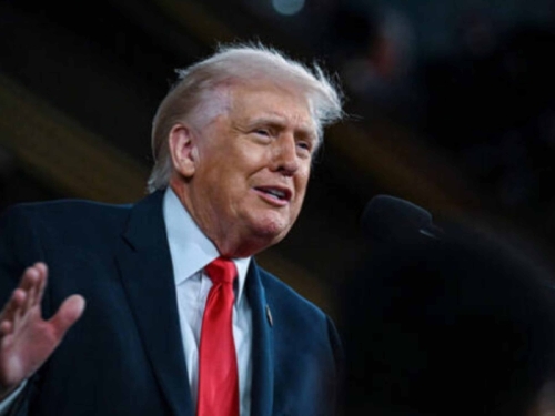 TRUMP NEPRESTANO ŠOKIRA: 'Pronašli smo zanimljive dokumente o NLO-ima!'