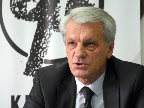 ENVER IŠERIĆ OŠTRO PORUČIO: 'Moramo stvoriti čvrst front otpora rušiteljima države'