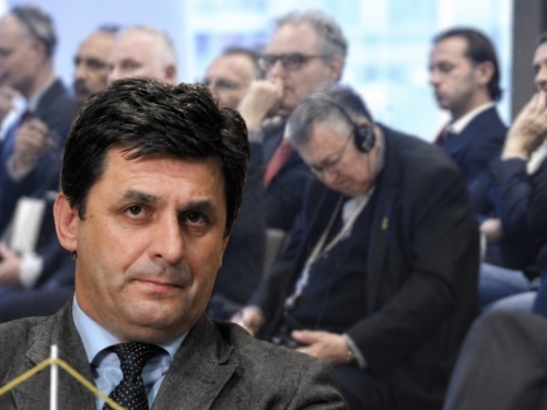 PROFESOR LAVIĆ O SKANDALOZNOM SKUPU: 'Pokušaj Zagreba da Bosancima nametne svoje osvajačke zahtjeve nastavak je Tuđmanove kriminalne ratne strategije'