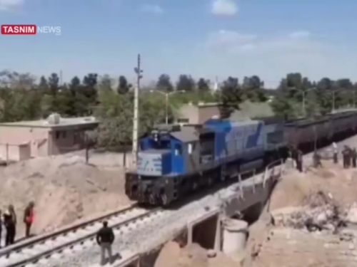 NEVJEROVATAN GRAĐEVINSKI PODUHVAT: Iran za 3 dana obnovio most kojeg je Izrael 7. aprila uništio bombardovanjem (VIDEO)