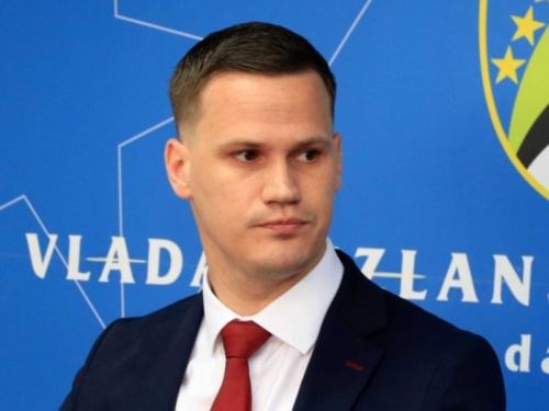 PREMIJER TK IRFAN HALILAGIĆ PORUČIO: 'Mlade generacije moraju znati kako se branila Bosna i Hercegovina!'
