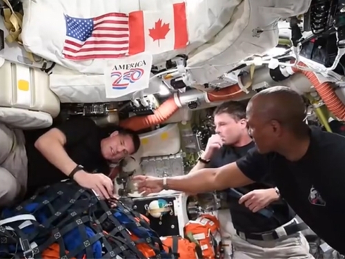 'OVO ŠTO GLEDAMO KROZ PROZOR JE NADREALNO...': NASA objavila snimak, oglasio se pilot Artemisa II...