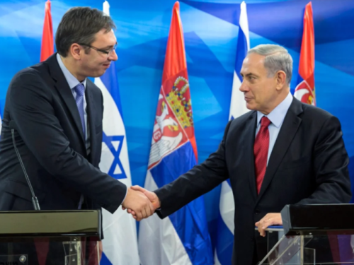 VUČIĆ I NETANYAHU RUKU POD RUKU: Dok gori Bliski istok, Beograd i Tel Aviv sklopili opasan vojni pakt