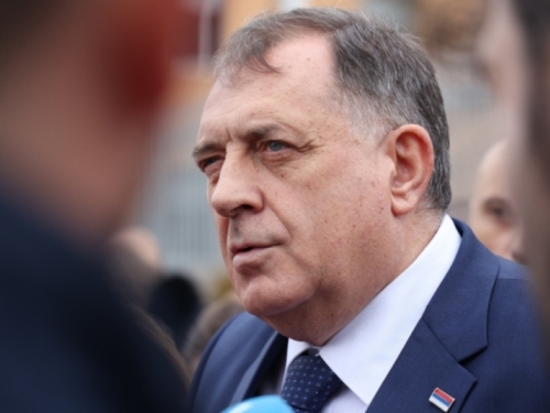 DODIK POTPUNO 'POLUDIO' NA ĐOKOVIĆA: Vrijeđao nakon uloženih miliona, pa tražio 'krivca'