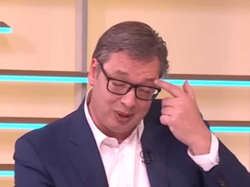 HIT NA INTERNETU: Voditeljica upitala Vučića šta misli o padu Viktora Orbana, a on će...