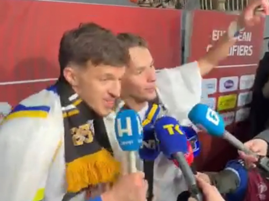 MUHAREMOVIĆ I DEDIĆ ZAPJEVALI I PORUČILI: 'Bolje igramo, nego što pjevamo'