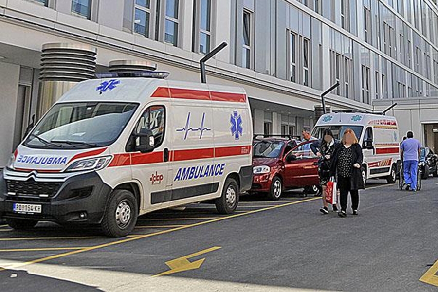 HIT NA INTERNETU: Procurio razgovor glavne sestre i doktora na Urgentnom centru u Srbiji...