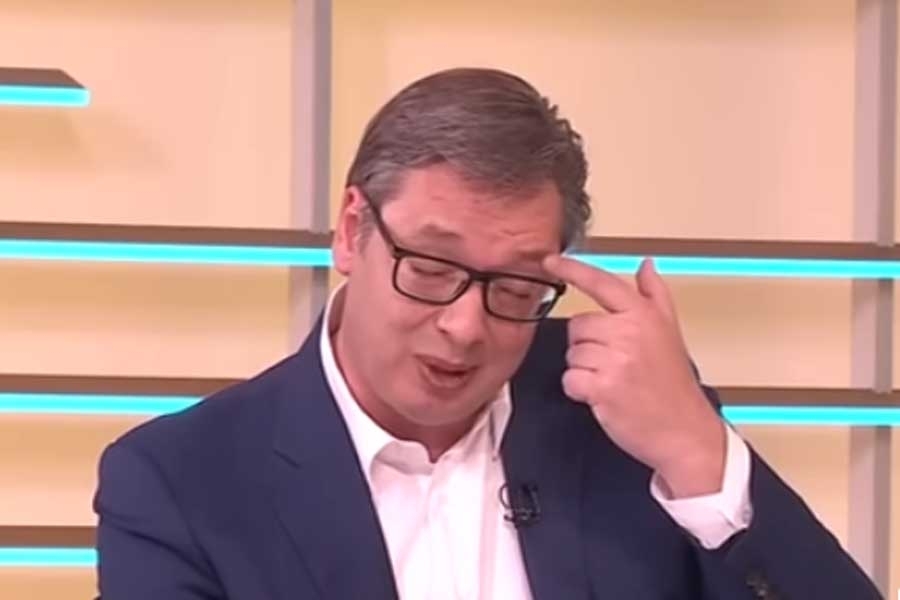 HIT NA INTERNETU: Voditeljica upitala Vučića šta misli o padu Viktora Orbana, a on će...