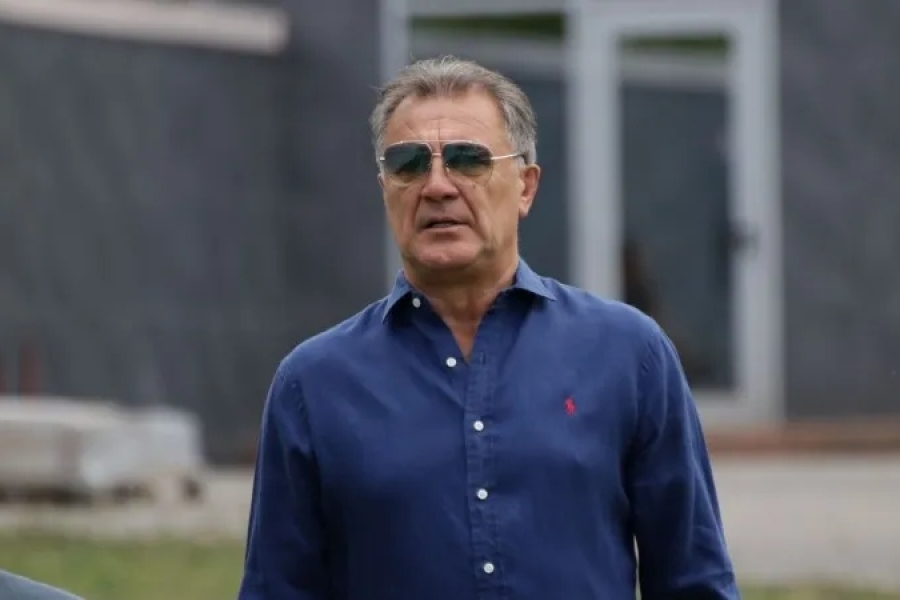 KOME SMETA ZASTAVA REPUBLIKE BOSNE I HERCEGOVINE: Dva ofsajda Zdravka Mamića (VIDEO)