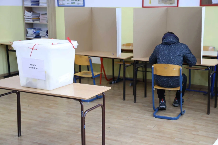 MLADI KOJI PRVI PUT GLASAJU NAJVAŽNIJA SU KARIKA: Ambasada Švedske u BiH pokreće projekat 'Electionville' za unapređenje demokratske pismenosti mladih