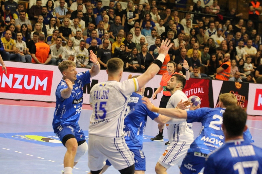 PORAZ RUKOMETAŠA BIH U TUZLI: Farska Ostrva nose dva gola prednosti u revanš