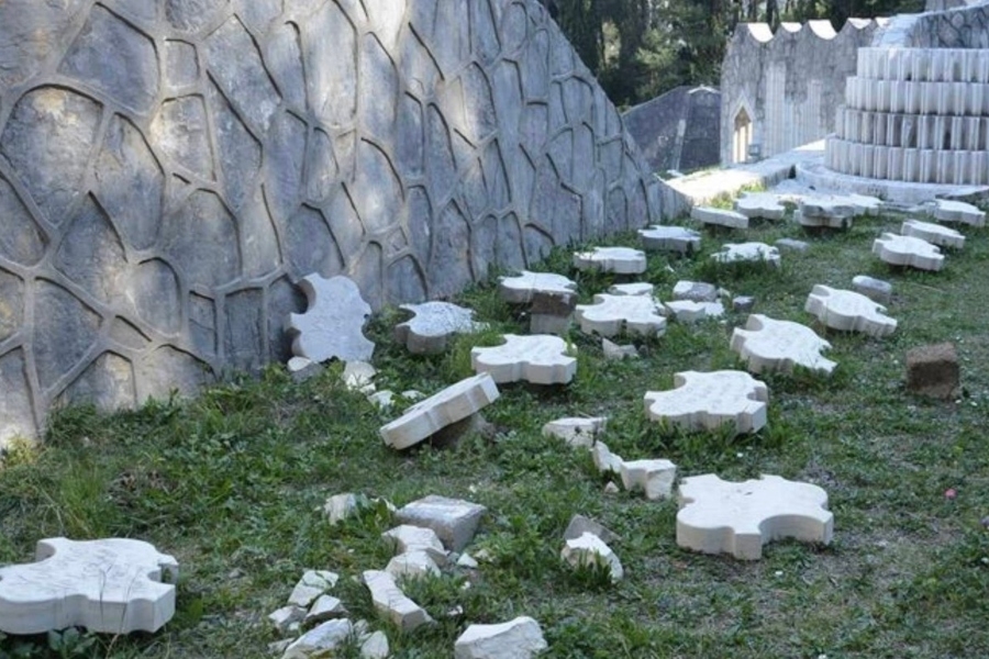 NAJUGROŽENIJI SPOMENIK EVROPE U MOSTARU: Stručnjaci traže UNESCO zaštitu, a napadači ni danas nisu otkriveni – šta se krije iza tišine institucija (VIDEO)