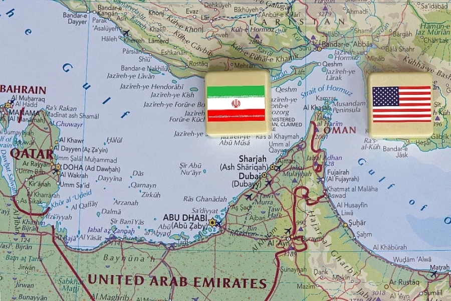 IRANSKA REVOLUCIONARNA GARDA: 'Nijedan trgovački brod ni tanker nije prošao kroz Hormuški moreuz u proteklim satima'