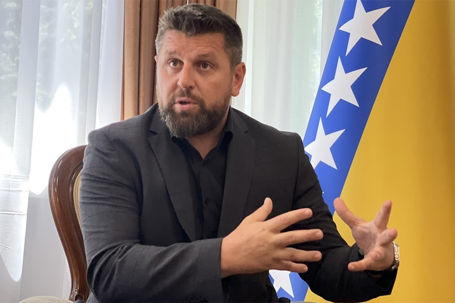 DURAKOVIĆ DEKLARACIJOM ODGOVORIO NA PRIJEDLOG IZ NSRS: Bez ravnopravnosti nema zatvaranja OHR-a