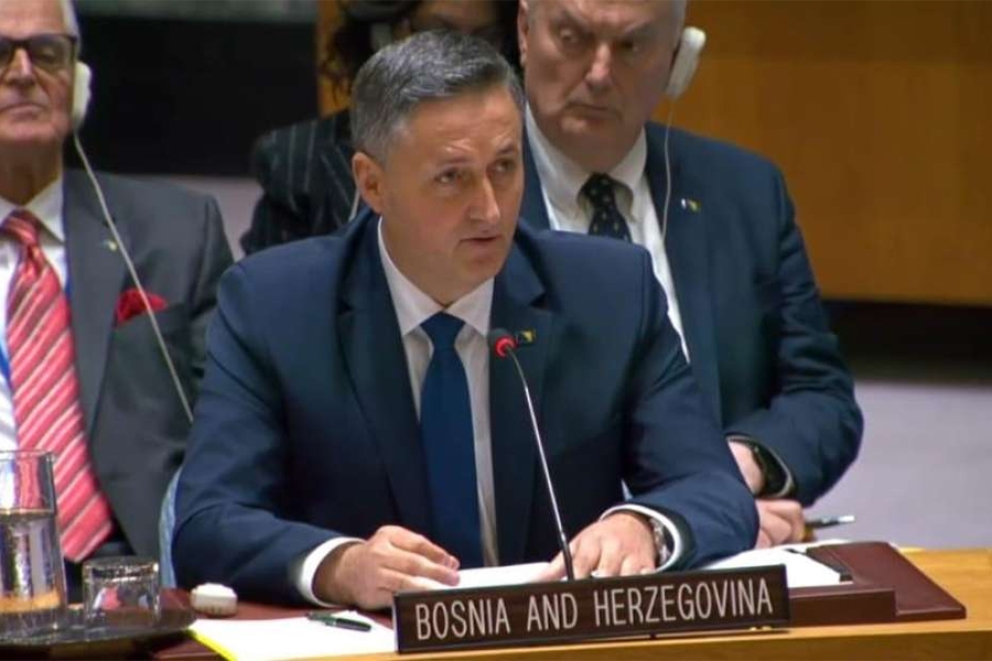 BURNO U NEW YORKU: Predsjedavajući Predsjedništva BiH Denis Bećirović obratit će se na sjednici...