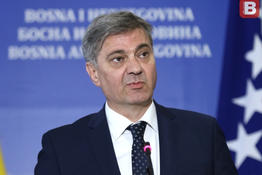 ZVIZDIĆ ČESTITAO MAGYARU: 'Važan signal razvoja prijateljskih odnosa predstavljalo bi ukidanje mađarskog centra u Banjoj Luci'