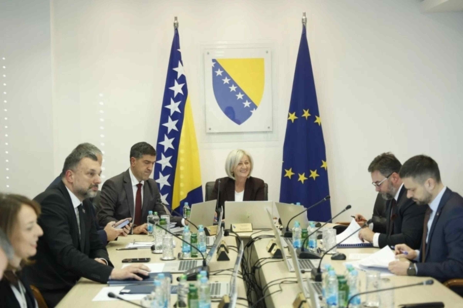 KREĆE LEGALIZACIJA NEZAKONITOG GRANIČNOG PRIJELAZA: Konaković ujutro prijavio HDZ-ove i SNSD-ove kadrove zbog otvaranja 'Gradiške', a popodne s njima glasao da...!