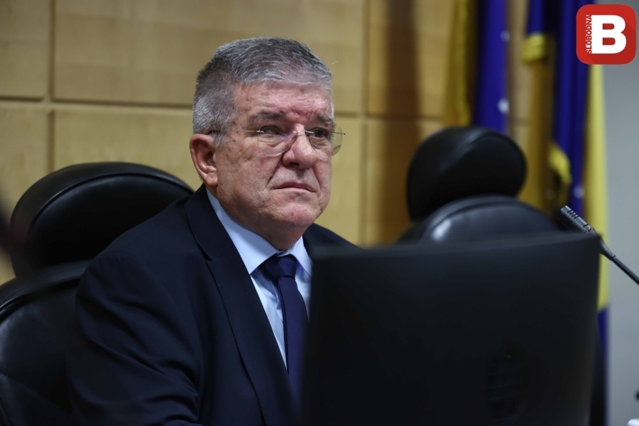 PREDSJEDNIK KOMISIJE ZA SIGURNOST PARLAMENTA FBiH DRAGAN MIOKOVIĆ: 'Istragom utvrditi po kojem kriteriju je Prusac dobio oružje!