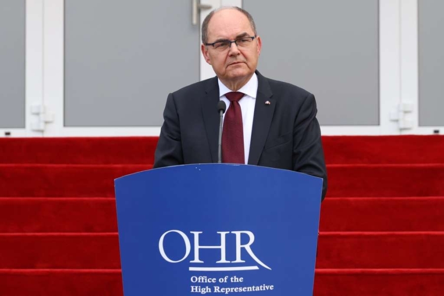 ČEKA SE ZELENO SVJETLO: Unatoč najavama ambasadora Zlatka Lagumdžije, najveće šanse za novog visokog predstavnika ima...