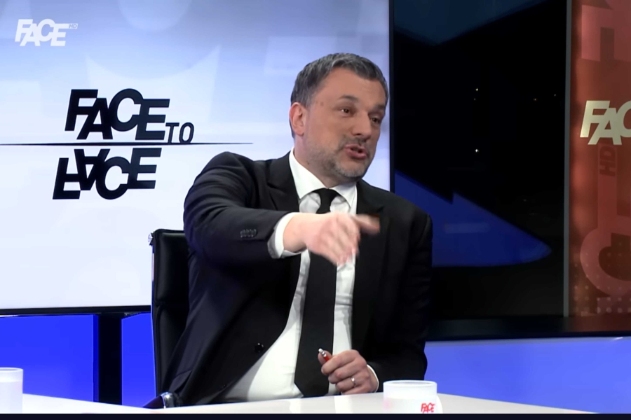 EVO ŠTA JE KONAKOVIĆ PRIJE SAMO TRI MJESECA GOVORIO O DODIKU: 'U aprilu mu je NOVA SJEKIRA. Schmidt ga je o jadu zabavio!' (VIDEO)