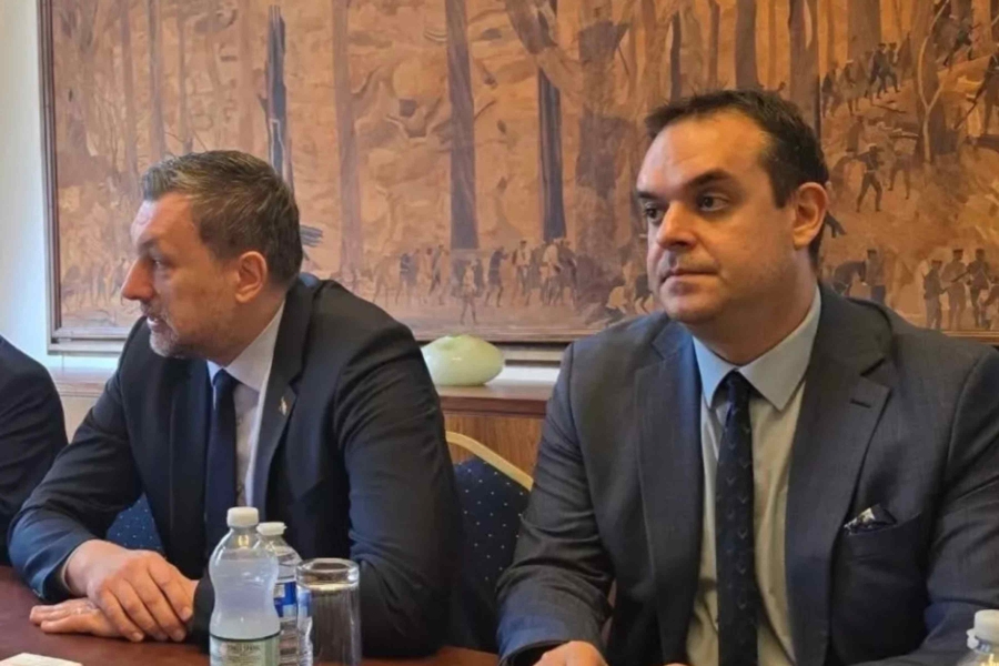 OTKRIVENI DETALJI POLICIJSKE AKCIJE: FUP po nalogu POSKOK-a izuzima dokumentaciju o izboru NiP-ovog direktora Dine Selimovića, 'diplomirao' na privatnom fakultetu u Banjoj Luci...