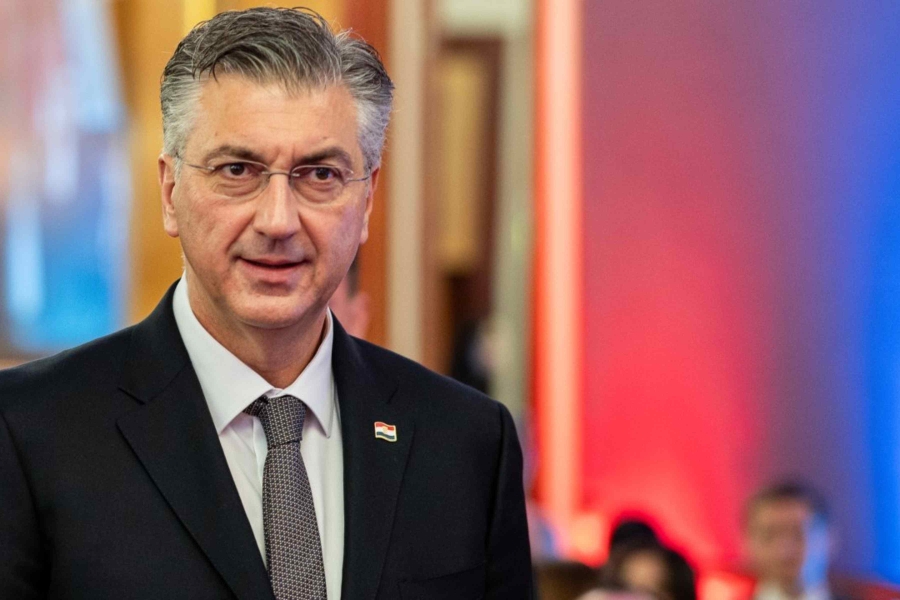 PLJUŠTE REAKCIJE NA DRUŠTVENIM MREŽAMA: 'Plenković i Grlić Radman javno odaju počast bivšoj teroristkinji. Nevjerovatno! Nestvarno!'