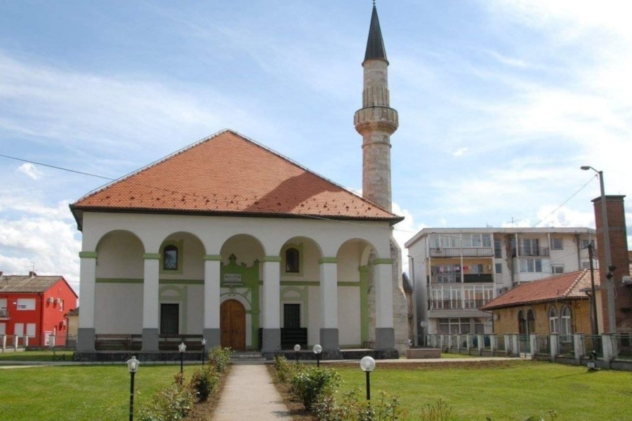 JEDAN OD NAJZNAČAJNIJIH SIMBOLA VJERSKE, KULTURNE I HISTORIJSKE BAŠTINE POSAVINE: Svečano otvorenje obnovljene Azizije džamije 13. juna