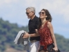 LJETNI OUTFIT AMAL CLOONEY DIŽE PRAŠINU: 'Kontroverzni' komad opet u modi, a lijepoj advokatici perfektno stoji (VIDEO)