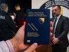 POPULISTI I ŠARLATANI: Konaković ih dijeli šakom i kapom, Stanivuković sanja, a ovo je prava istina o važnosti diplomatskih pasoša...