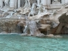 INCIDENT U RIMU: Turist plivao u čuvenoj fontani, Italijani traže strože mjere (VIDEO)