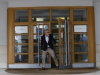 SDA PREDALA PRIJAVU ZA IZBORE: Genjac poručio - 'Zaustavit ćemo ponižavanje Bošnjaka' (VIDEO)