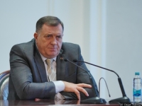 KO JE BRITANAC KOJI BI MOGAO NASLIJEDITI SCHMIDTA: Dodik angažovao bivše ambasadore da lobiraju u Londonu, a onda se pojavio ON i sve mu upropastio
